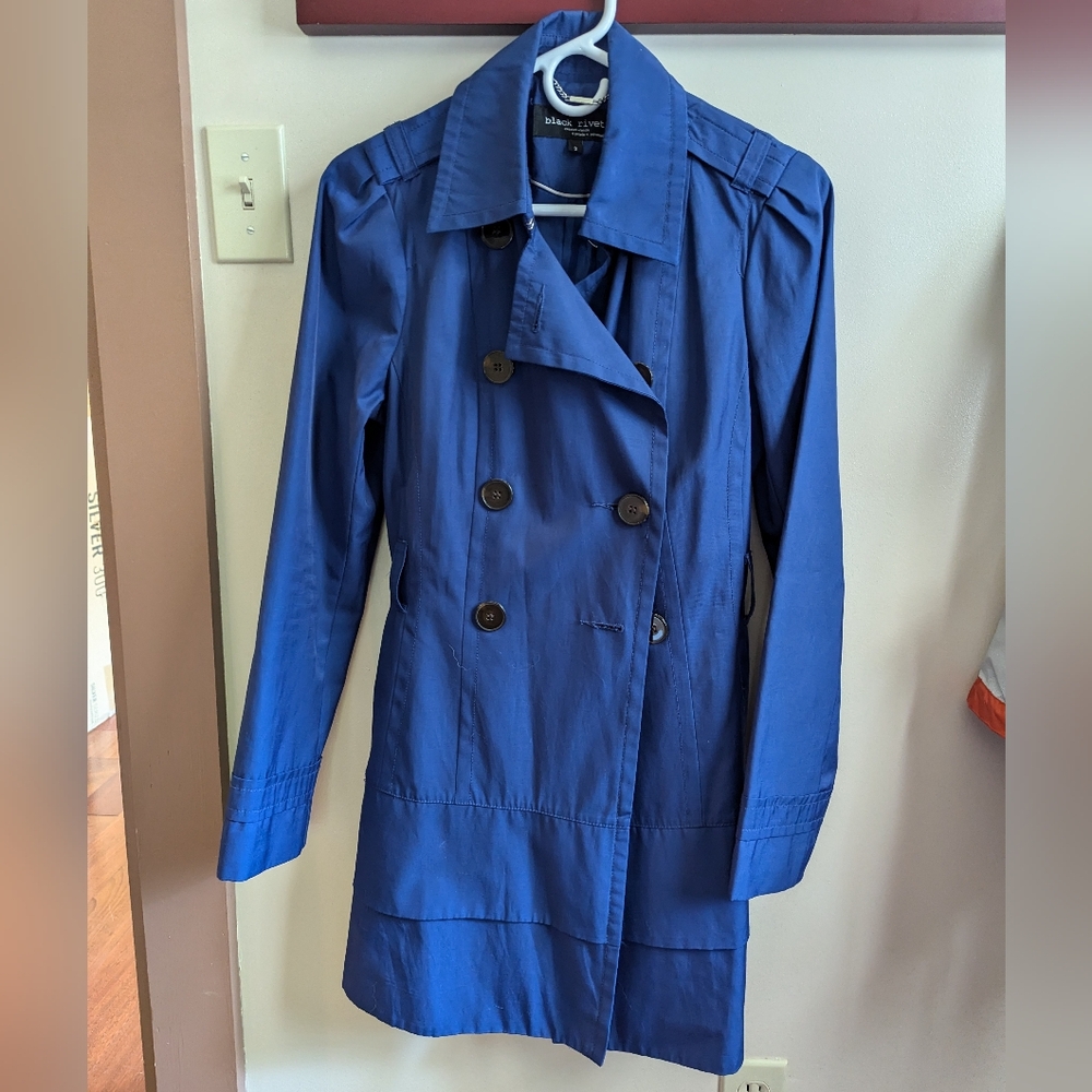 Royal blue, Black Rivet trench coat - S